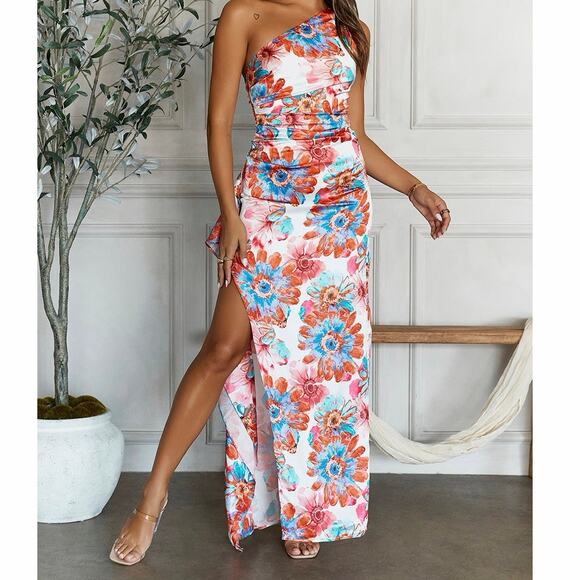 Hello Molly Dresses & Skirts - Hello Molly That's So Fetch White, Blue, Coral Elianna Floral Maxi Dress Size 4
